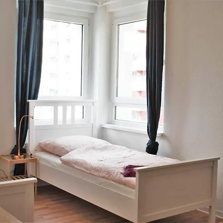And Work Apartment *